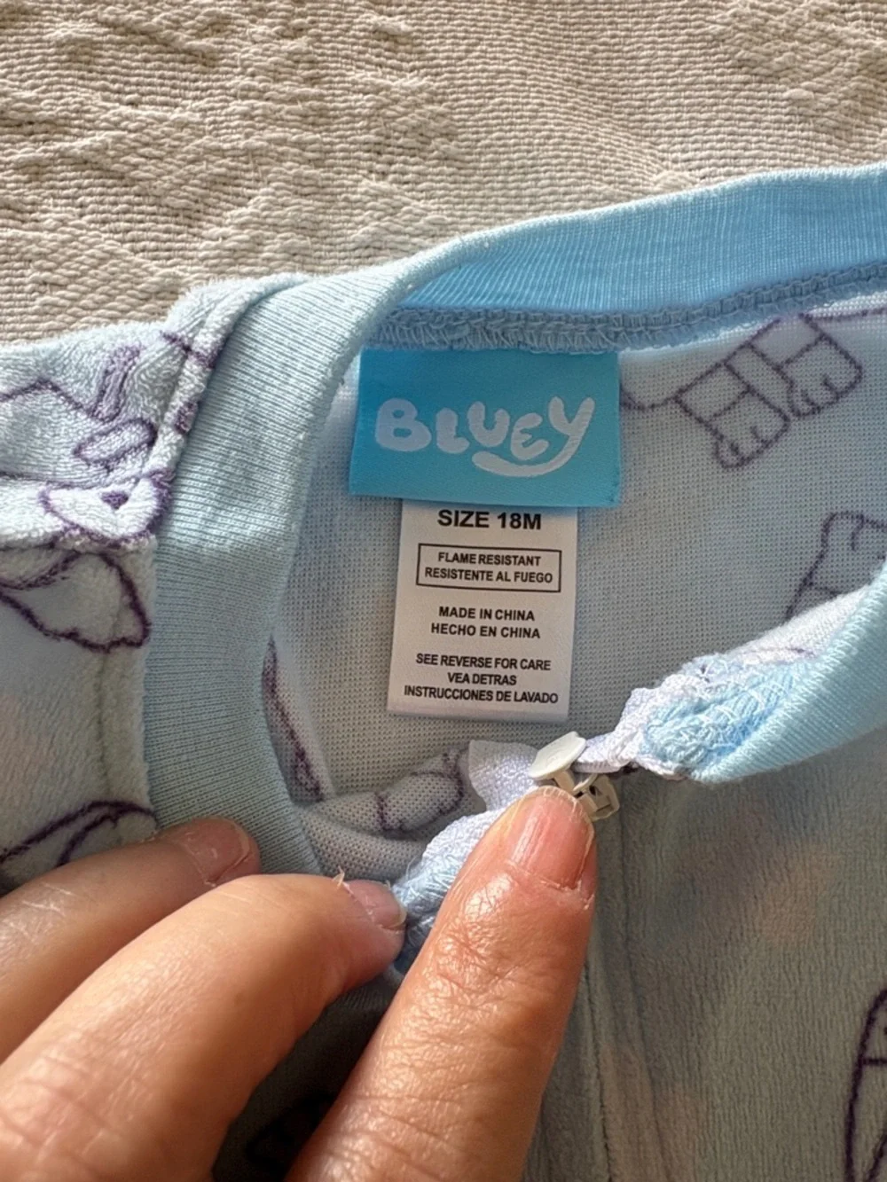 Bluey Unisex Infant Printed Baby One-Piece Footed Sleeper EUC 18m